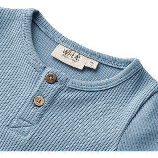 Kurzarm Rib-Body Magnus Blue von Wheat