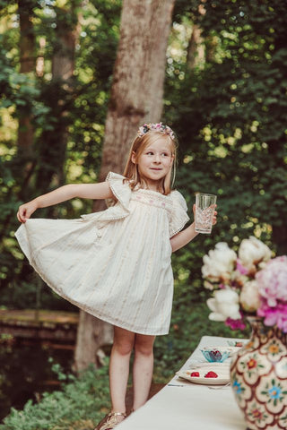 Kleid Martine Creme mit Goldfäden von Louise Misha