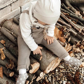Organic Knit Dungarees / Overall Caramel von Cosy Roots