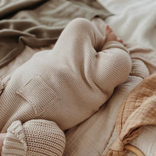 Organic Knit Dungarees / Overall Sand von Cosy Roots