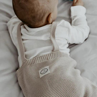 Organic Knit Dungarees / Overall Sand von Cosy Roots