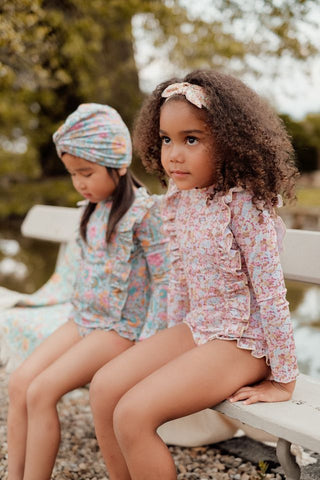 Badekleid langarm Aurelie Rosa mit Blumenprint von Louise Misha