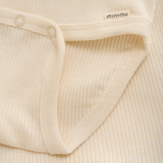 Modal Kurzarm Body Ivory von Minymo