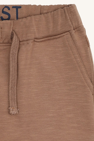 Lange Baumwollhose Georg Coca Mocha Braun für Kinder von Hust & Claire