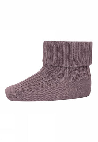 Wolle Ripp-Socken Dark Purple Dove von mp Denmark