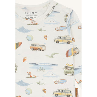 Baumwollbody Buster Ivory mit Ferienprint von Hust & Claire