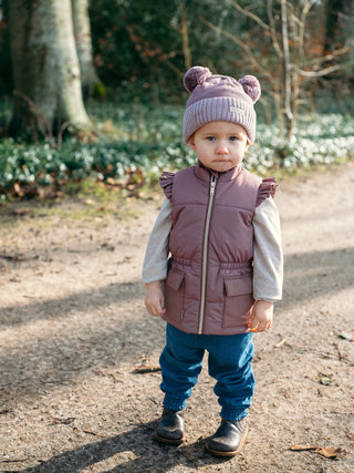 Strickmütze Falke Mauve mit Pommel von Hust & Claire