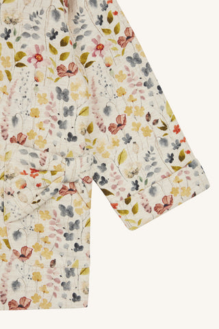 Langarm Shirt Saniya Beige mit Blumenwiesenprint von Hust & Claire