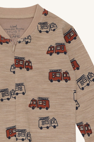 Merinowolle-Bambus Pyjama Manu Firetruck Zip Biscuit Braun von Hust & Claire