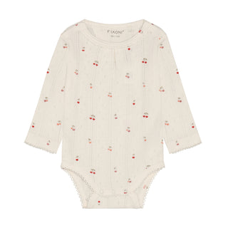Langarm Body Eggnog mit Lochmuster und Kirschprint von Fixoni