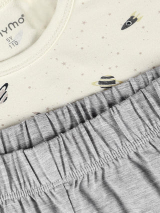 Bambus Langarm Pyjama Set Niagara Mist mit Weltallprint von Minymo