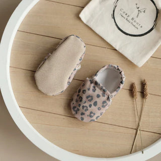 Vegane Schuhe Leoprint von Cosy Roots