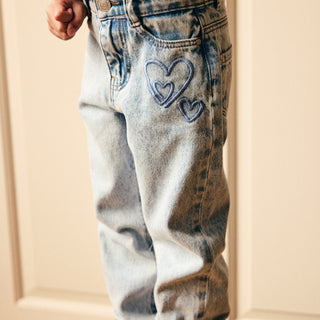Jeans Mom Fit mit Herzprint von Daily7Kids