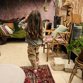 Jeans Barrel Fit mit Tigerprint von Daily7Kids