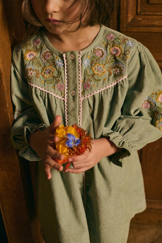 Cordkleid Floriane Mintgrün mit Handstickerei von Louise Misha