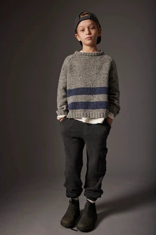 Strickpullover Idaho Grau mit Blauen Streifen von Cozmo