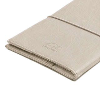 Untersuchungs-Heft-Hülle Beige mit Bär von little Who
