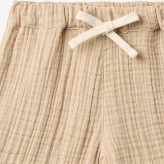 MUSSELINSHORTS ATLASZ WARM SAND VON WHEAT