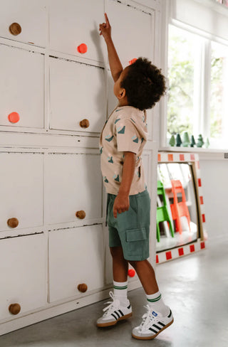 Shorts Ocean Green mit Seitentaschen von Daily7Kids