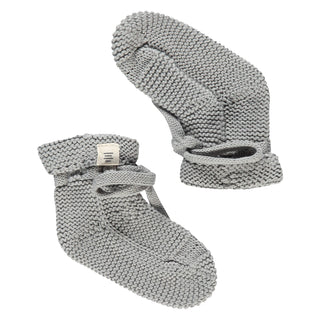 Baby Strickschuhe Grau von A Tiny Story