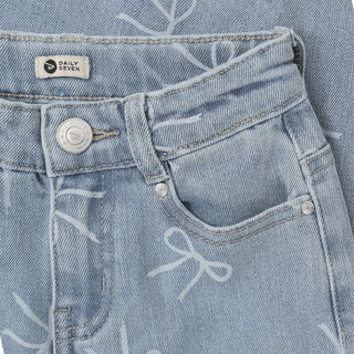 Jeans Wide Fit Denim mit Schleifenprint von Daily7Kids