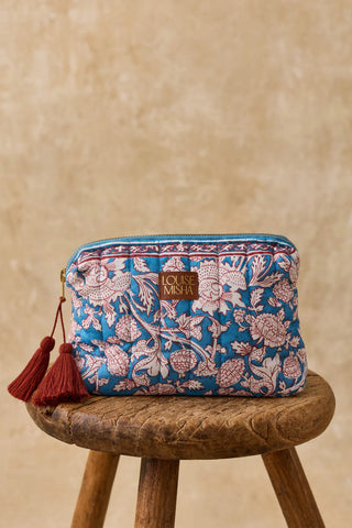 Pouch Teiki Necessaire L Blue Mountain Avens VON LOUISE MISHA